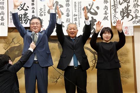 対馬市長 比田勝氏が3選 核ごみ処分場誘致派の新人抑え 「今後も反対の立場で」 長崎 47news（よんななニュース）