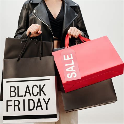 APROVECHA EL BLACK FRIDAY PARA ATRAER MÁS CLIENTES