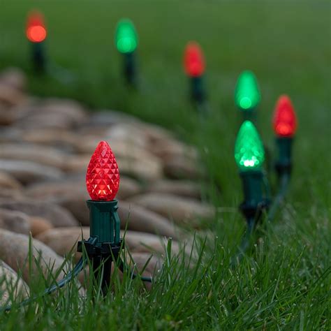 Pathway Lights: Highly Versatile Landscape Lighting