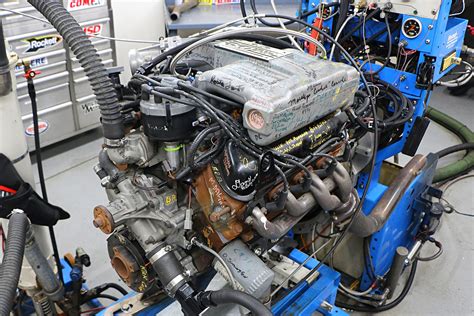 The Last Pushrod Ford Mustang Engine Goes On The Dyno