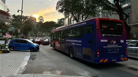 SINGAPORE KE MALAYSIA NAIK BUS DOUBLE DEKER MEWAH TBS TERMINAL