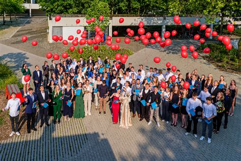 Einstein Gymnasium Rheda Wiedenbr Ck Wir Gratulieren Unserer Abiturientia