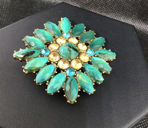 Vintage Signed Liz Claiborne Blue Brooch Gold Tone Rhinestones Womens