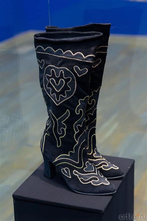 Пошив татарских сапог ичиг | Обувь, Изделия кожа ручной работы и Сапоги