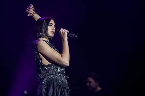 Dua Lipa Sexy Legs Hot Celebs Home