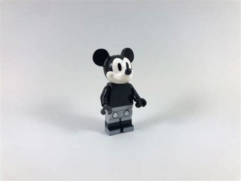 Lego MICKEY MOUSE VINTAGE NEW Minifigure From Walt Disney Tribute