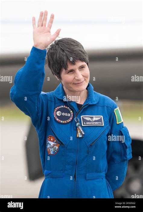 Samantha Cristoforetti Astronauta De La Esa Agencia Espacial Europea