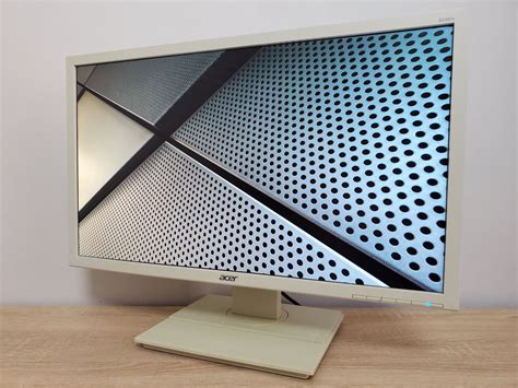 Купить монитор Acer B246HL / 24" (1920x1080) TN / 1x DVI, 1x VGA, 1x ...