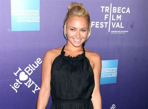 Photos Hayden Panettiere Petite Blonde Sexy Public