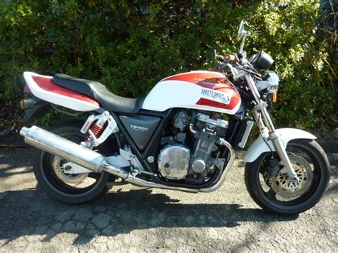 Honda Cb Super Four Photo Gallery