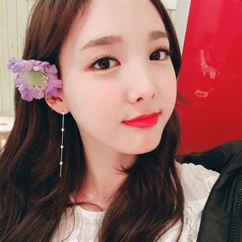 Nayeon Twice Icons Lq Selca I 2022