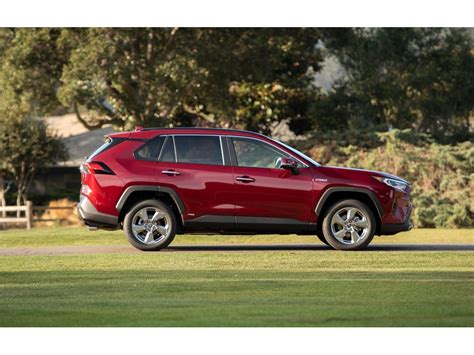 2019 Toyota RAV4 Hybrid: 95 Exterior Photos | U.S. News