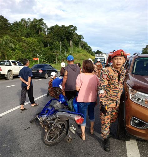 Dua Cedera Dalam Kemalangan Motosikal Dan Pikap Utusan Borneo Online