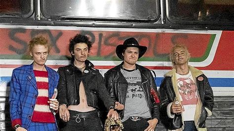 Disney Presenta La Historia Revolucionaria De Los Sex Pistols