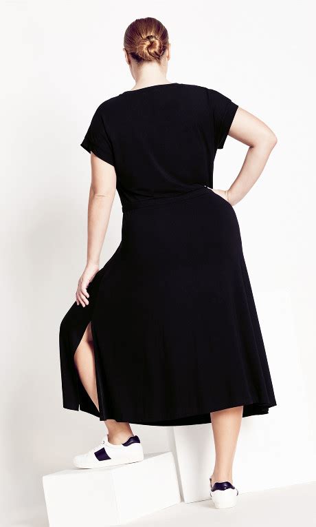 Womens Plus Size Mika Black Round Neckline Midi Dress