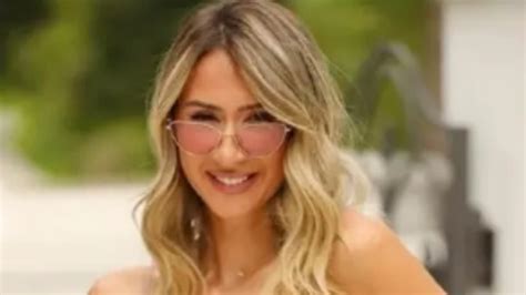 Glamorous European State Official Quits After Sex Tape Showing Her