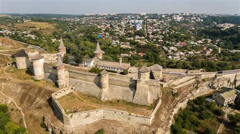 Vista A Rea Del Castillo De Kamianets Podilskyi En Ucrania La