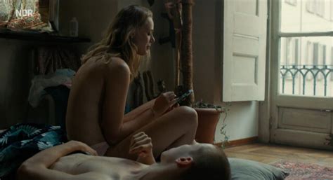 Nude Video Celebs Frida Gustavsson Nude Tigers