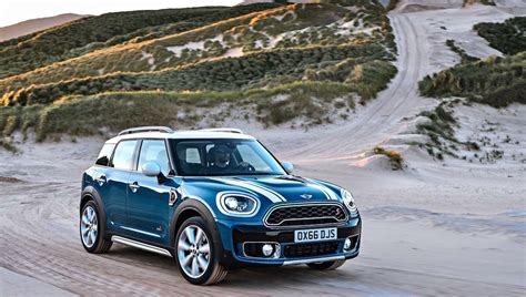 mini plug  hybrid  mini countryman hybrid features specs