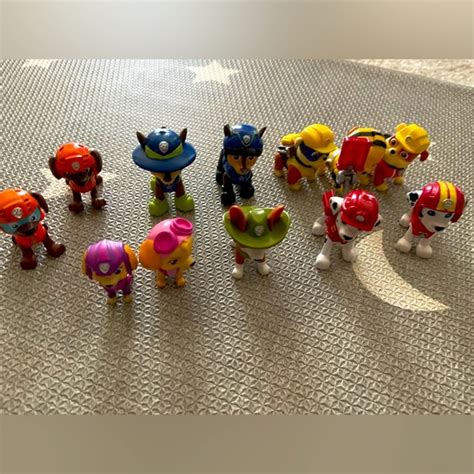 Toys | Set Of 11 Paw Patrol Minis | Poshmark