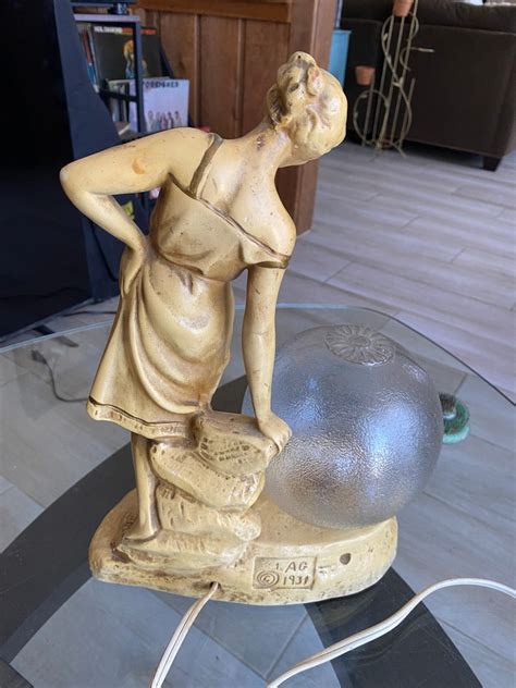 1931 Beautiful Art Deco Lady Lamp Etsy