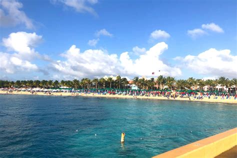 Taking a Grand Turk Snorkeling Excursion - Endless Family Travels