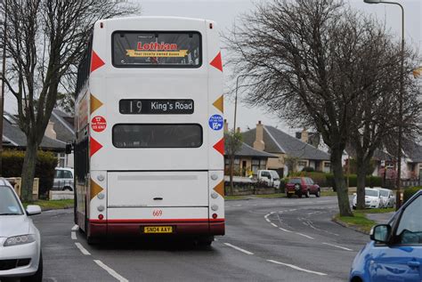 669 | This bus was new to Lothian Buses as 669 in 2004. Seen… | Flickr