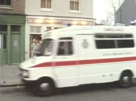 Imcdb Org Bedford Cf Ambulance Hanlon Hi Line In Only Fools And