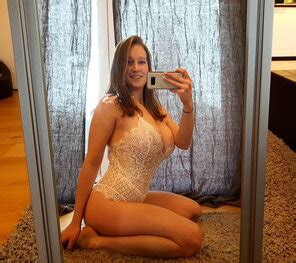 ZelihaWhore Friends With Beautiful Boobs Slut Wife Amateurs 00035 595 1000 Porn Pic