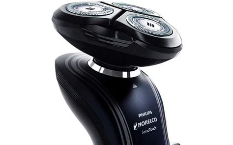 Philips Norelco 6800 Review: A Mid-Priced Rotary Shaver - Grooming ...