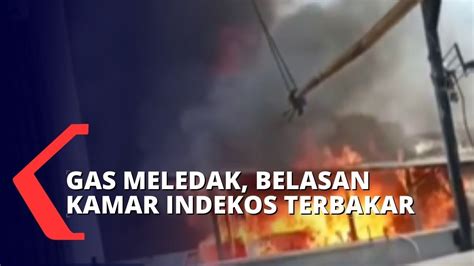 Kebakaran Di Gang Sempit Kawasan Johar Baru Petugas Damkar Alami