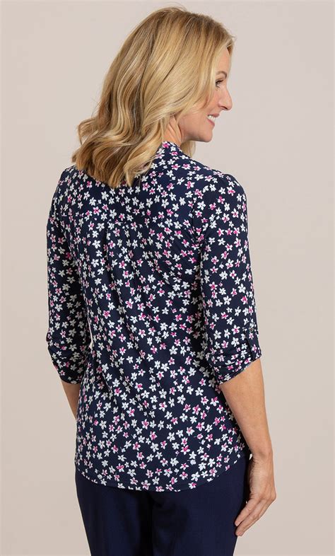 Anna Rose Textured Floral Print Top In Blue Klass