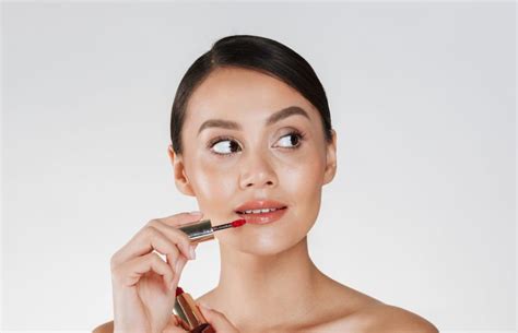 Batom Nude Perfeito Cores Que Valorizam Qualquer Tom De Pele