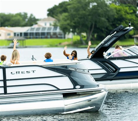 Crest Pontoons | Find Your Perfect Pontoon Boat Today!