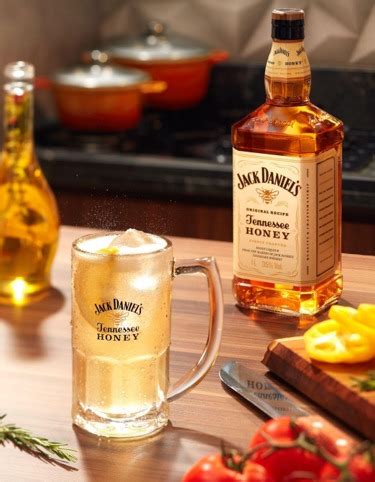 Receitas três drinks whiskey saborizados Where Curitiba