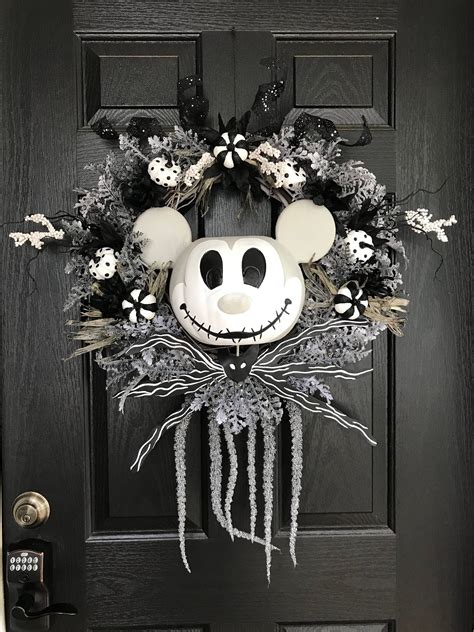 20+ Mickey Mouse Halloween Decorations - MAGZHOUSE