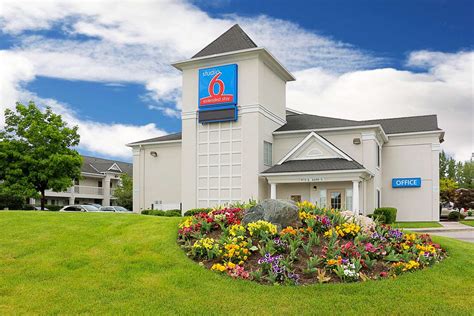 Studio 6 Extended Stay Hotel Murray, UT - See Discounts