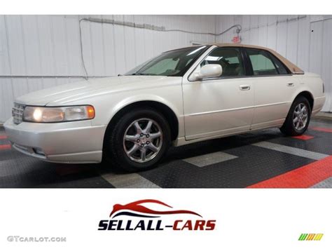 2002 White Diamond Cadillac Seville Sls 104979079 Car