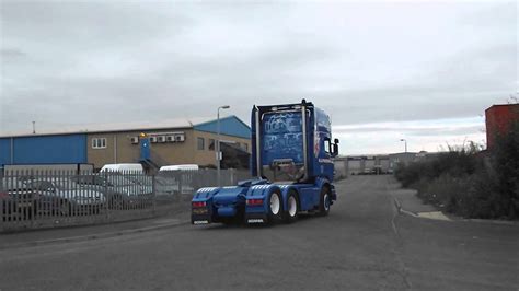 SCANIA R620 V8 MA Ponsonby TruckMax 6inch Smoothline Twin Stacks