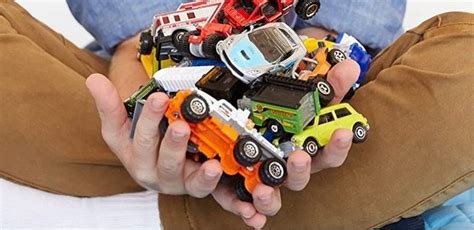 Amazon: Matchbox 20-Pack Cars ONLY $13.99 (reg. $20)!