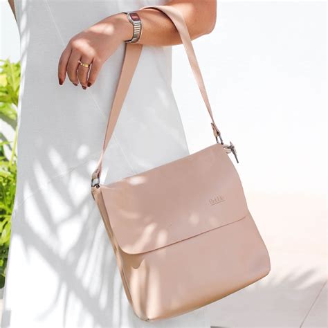 Bolsa De Couro Feminina Nude Lotus Feito M O Bubbl