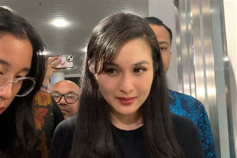 Kasus Timah Kejagung Buka Peluang Periksa Sandra Dewi Lagi