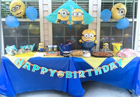 How to Have a Minions Themed Birthday Bash