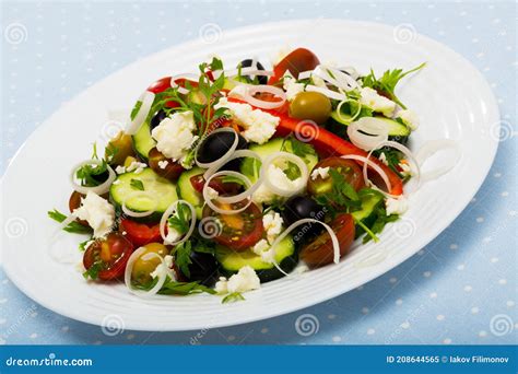 La Salade De Shopska Est Plat Savoureux De Cuisine Bulgare Image Stock