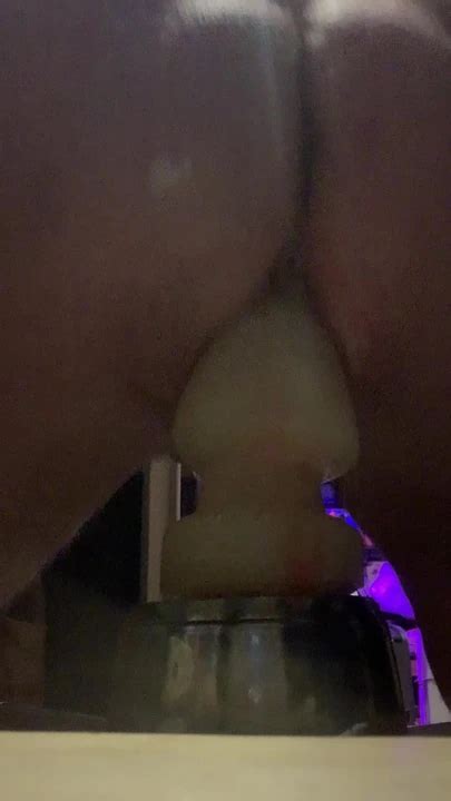 Getting A Good Stretch Gay Amateur Amateur Porn Feat Lik Bfukd Xhamster