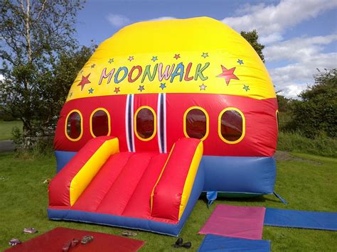 Bb 029 16x21x14ft Moonwalk Dome Red Blue And Yellow Bouncy