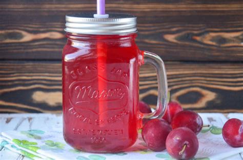 Компот из замороженных слив в кастрюле: рецепт с фото пошагово