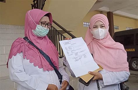 Oknum Kepala Sekolah SD Di Sampang Dilaporkan Polisi Sering Lecehkan