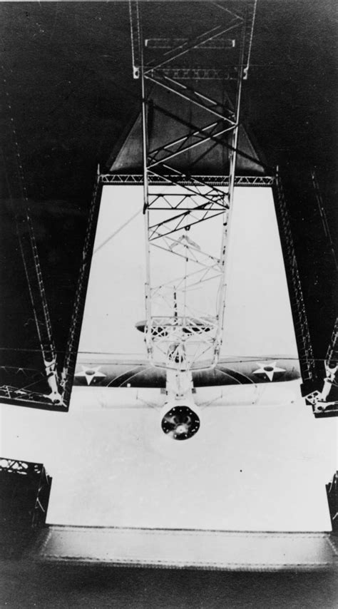 12 Amazing Vintage Photographs Of USS Macon The Navys Last Flying