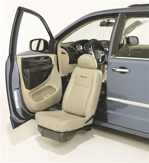 Bruno Valet Seat In A Dodge Grand Caravan For Wheelchair Accessibility Wheelchair Wheelchair